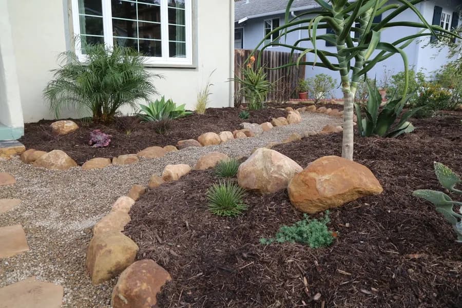 Robbins Street Rehab landscape project, photo 12